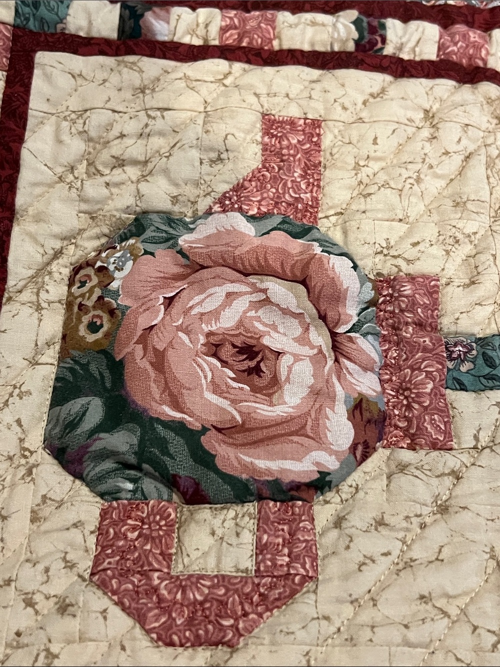 Vintage Handmade Floral Patchwork Quilted Throw - Rose and Cream-NWOT - Picture 4 of 8
